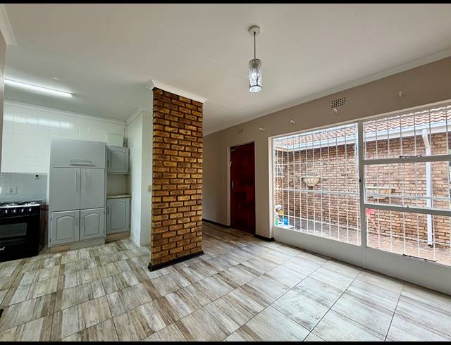 3 BEDROOM CLUSTER RENTED IN GLENVISTA